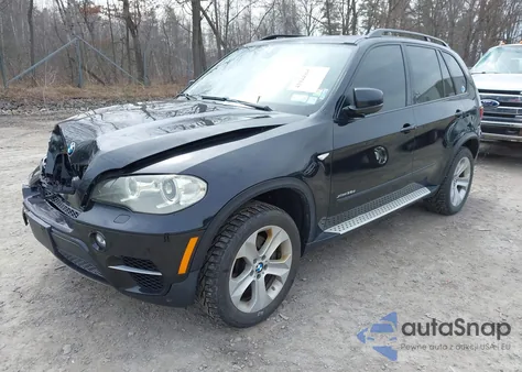 2012 BMW X5 xDrive35D from USA, damaged, VIN 5UXZW0C56CL667539